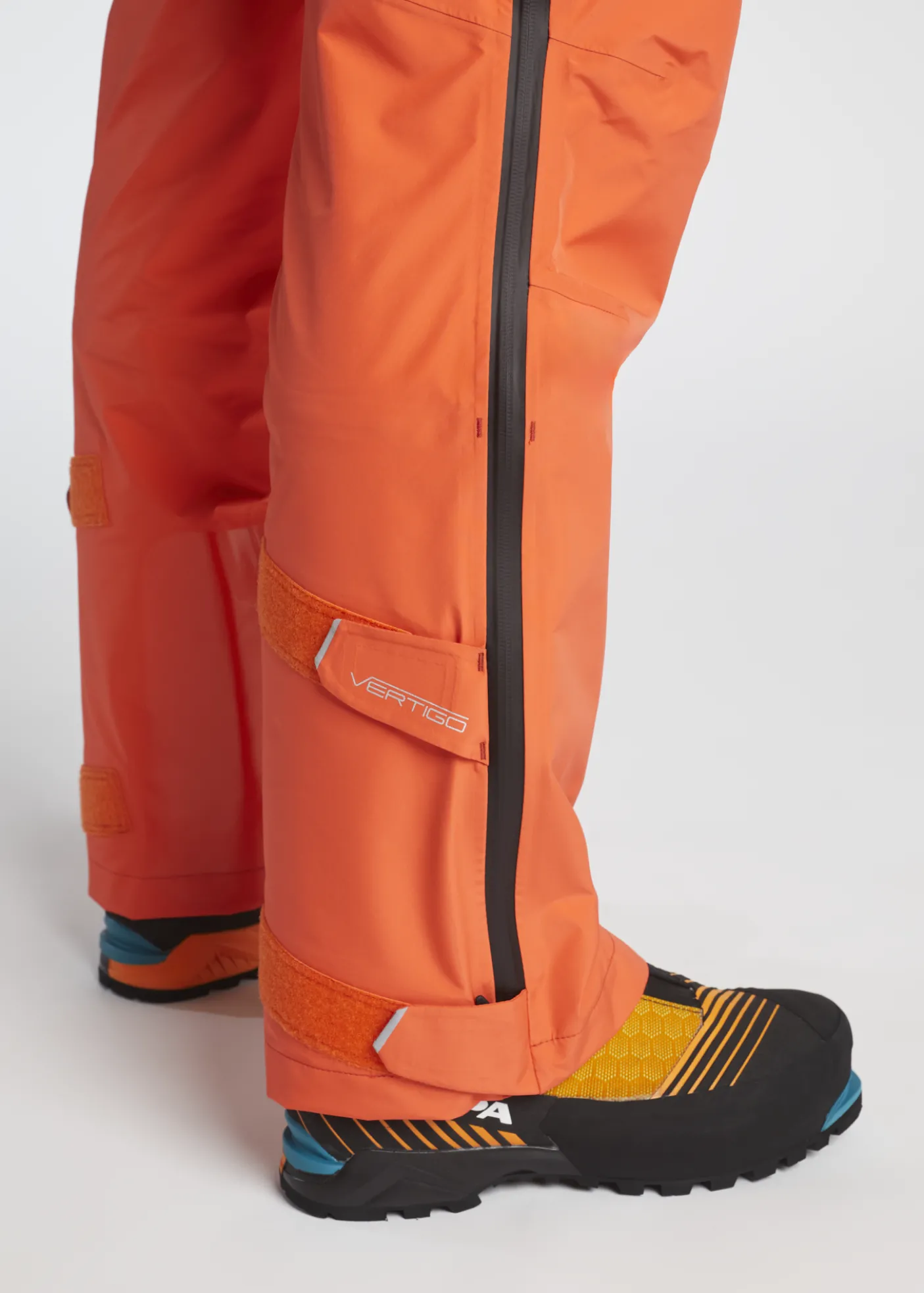 CLIFF COVER PANTS
