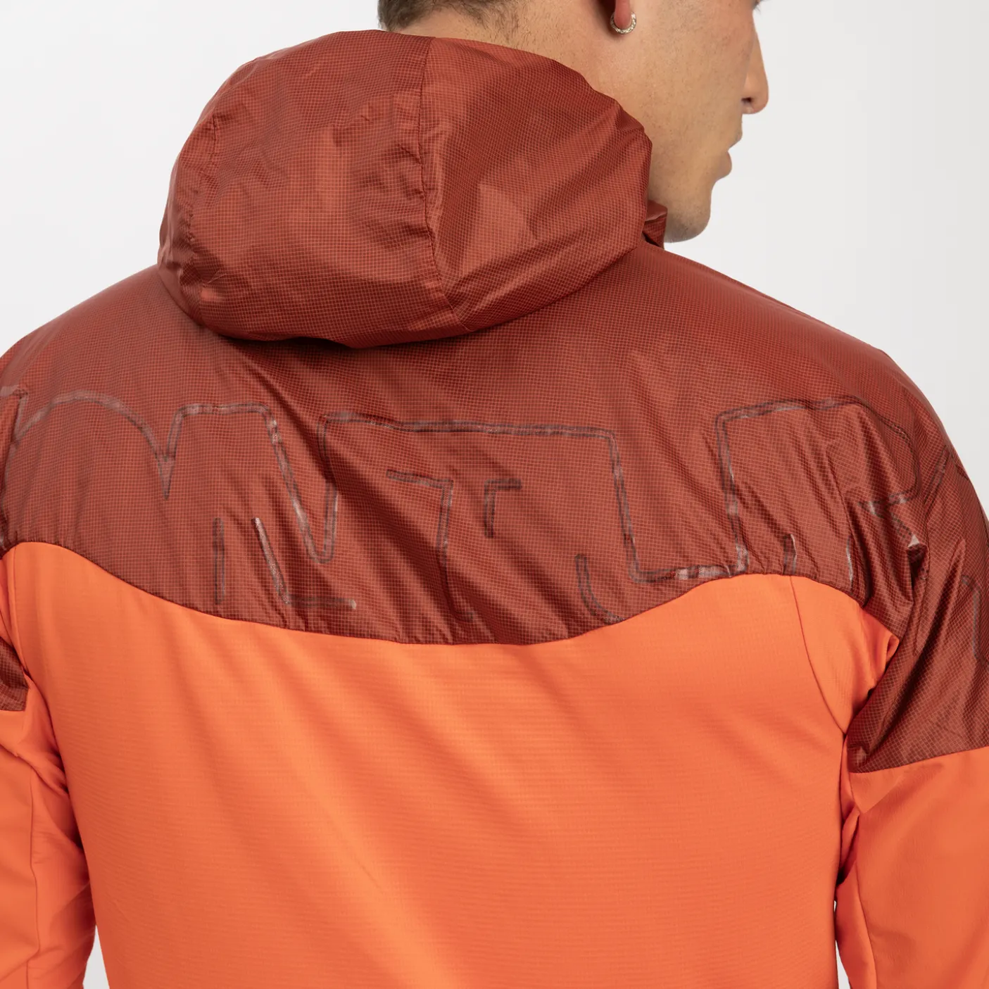 SPITZE HYBRID JACKET