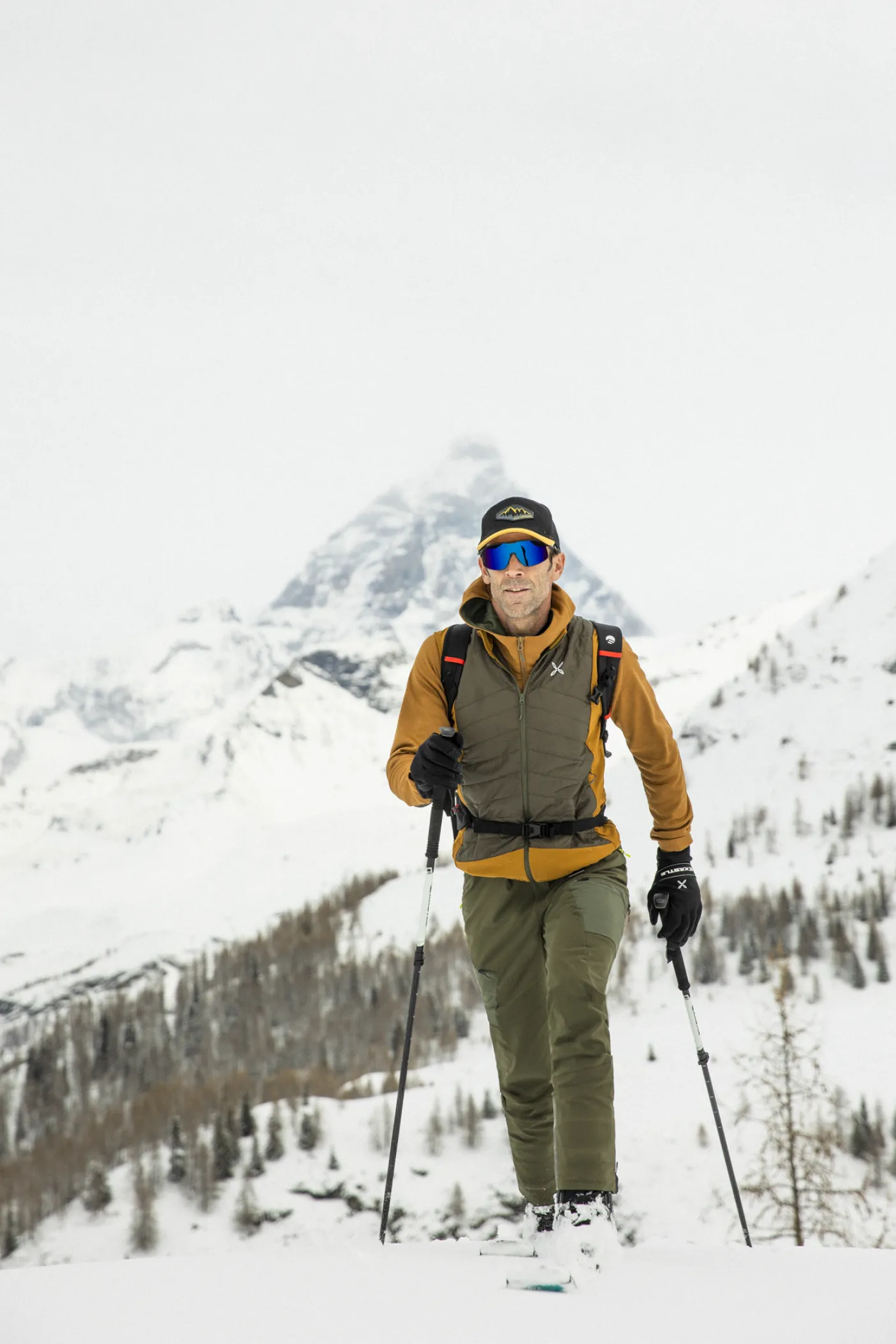 TRACE HYBRID VEST
